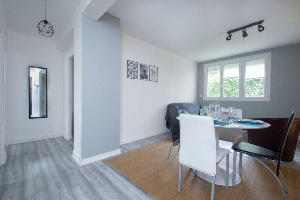 Appartement 2 Chambres - Parking privé Rennes Extérieur photo