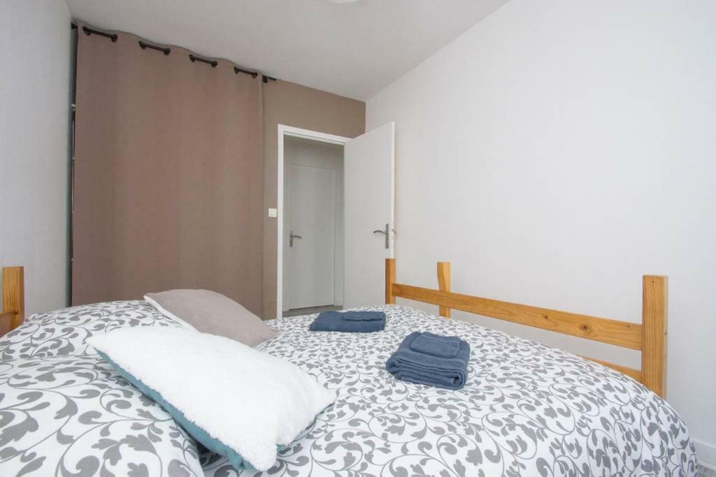 Appartement 2 Chambres - Parking privé Rennes Extérieur photo